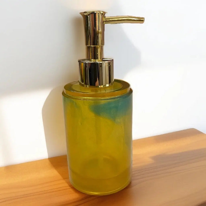 Handcrafted objects from Norway - wood and epoxy