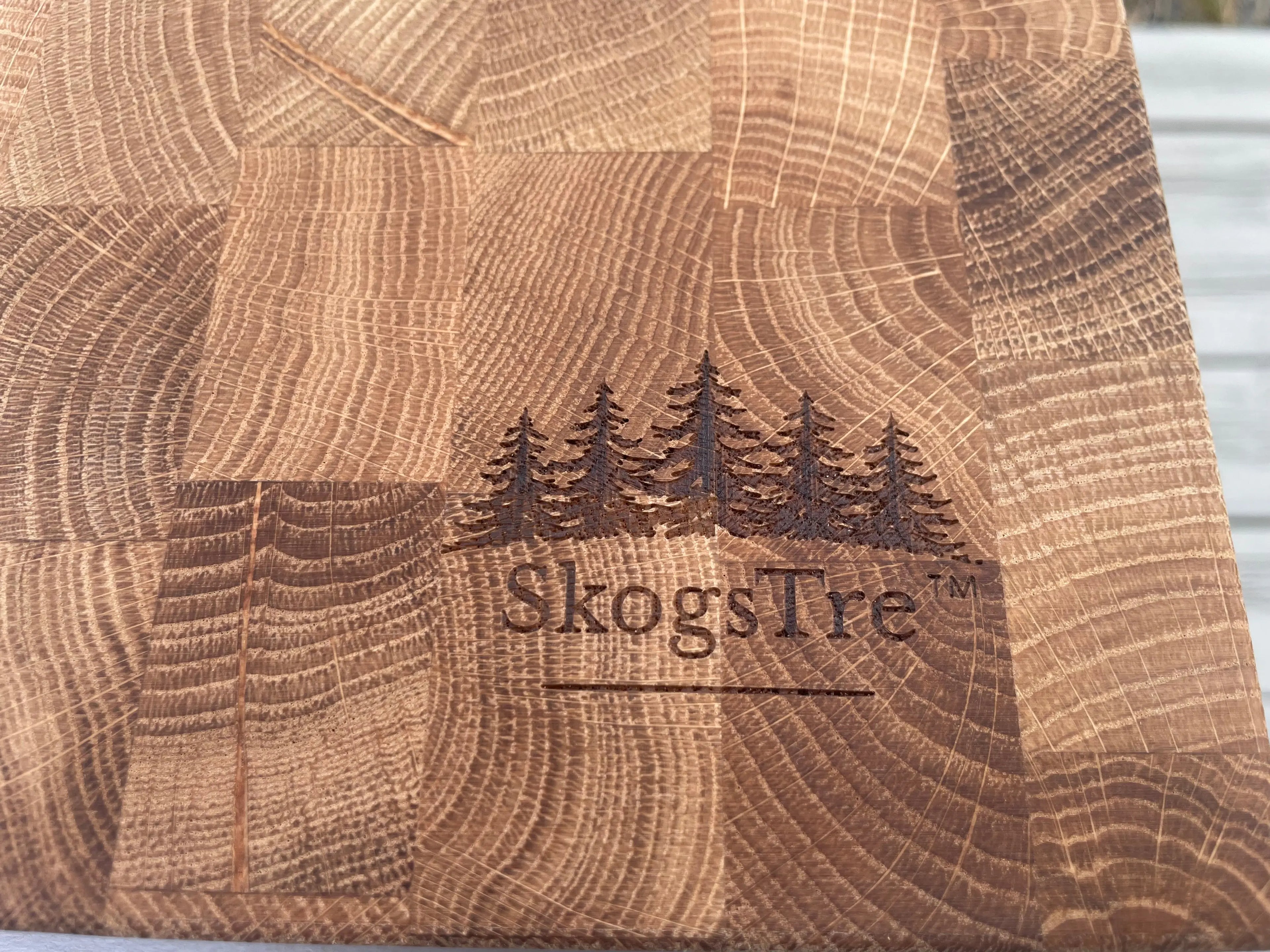 Premium Skjærefjøl i Eik Endeved 400 × 300 x 43 mm SkogsTre